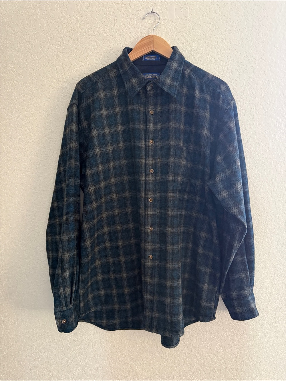 Pendleton "Lodge Shirt" Plaid Button Down Shirt Size XL